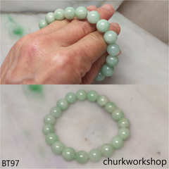 Light green beads bracelet