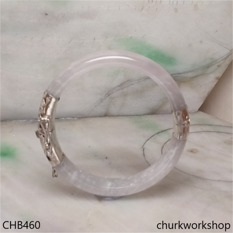 Pale lavender hinges jade bangle