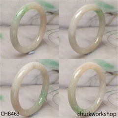 Pale yellowish green bangle