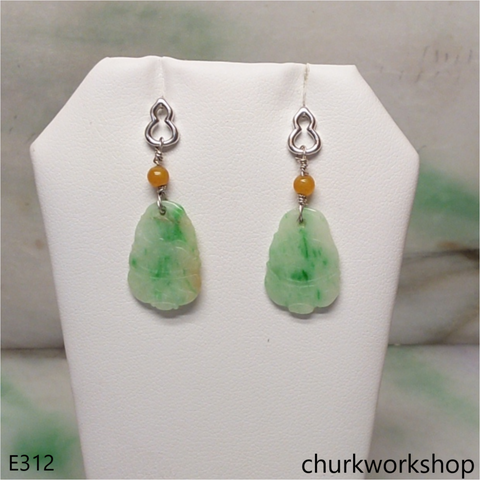 Light green jade carving earrings