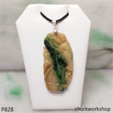 Multicolor jade carving pendant