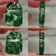 Green jade carving pendant