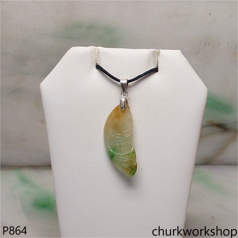 Multicolor small jade fish pendant