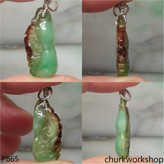 Small jade gourd pendant