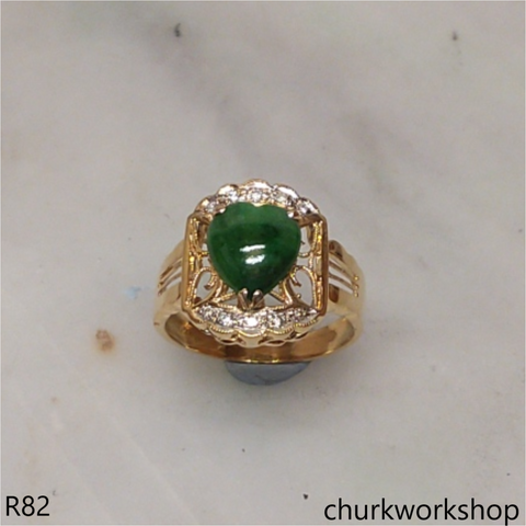 18K yellow gold diamond green jade heart ring