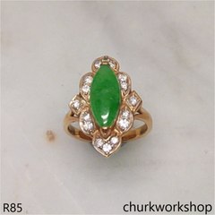 18k yellow gold diamond green jade ring