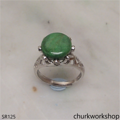 Green round jade ring