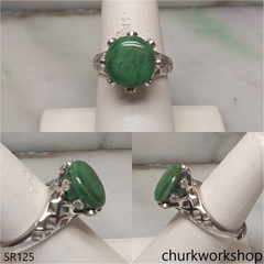 Green round jade ring