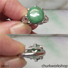 Green round jade ring