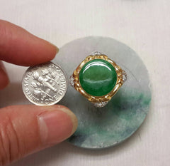 Green color jade 18k yellow gold